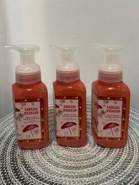 BBW Endless Weekend Foaming Hand Soap Set of 3 NWT